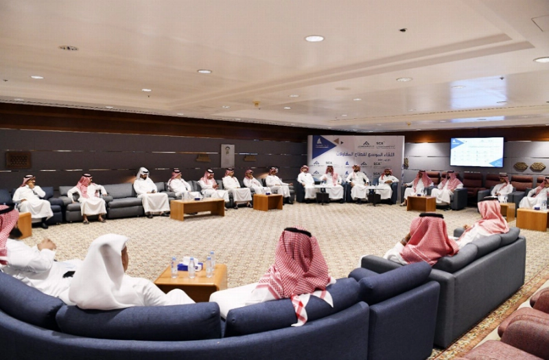 حضور اللقاء الموسع للمقاولين أمس (مكة)