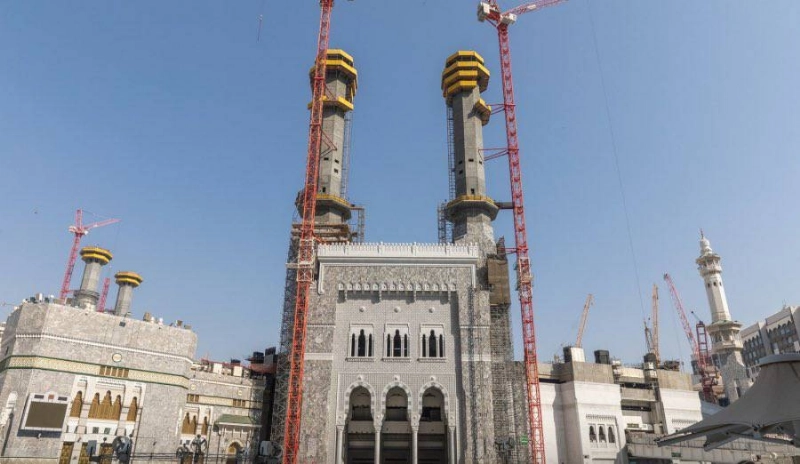 من الأعمال الإنشائية بالمنارات (مكة)