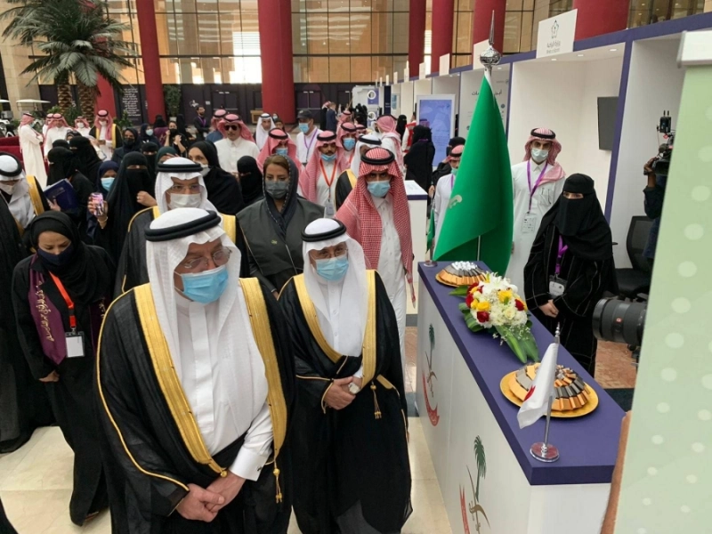 جانب من أعمال المؤتمر (مكة)