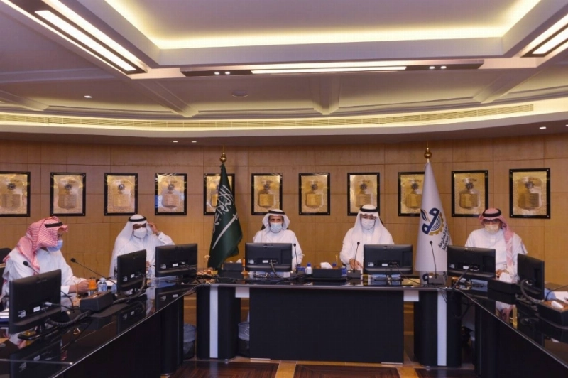 وزير الحج والعمرة خلال لقاءه برجال الأعمال والمستثمرين في القطاع بـ"غرفة مكة"