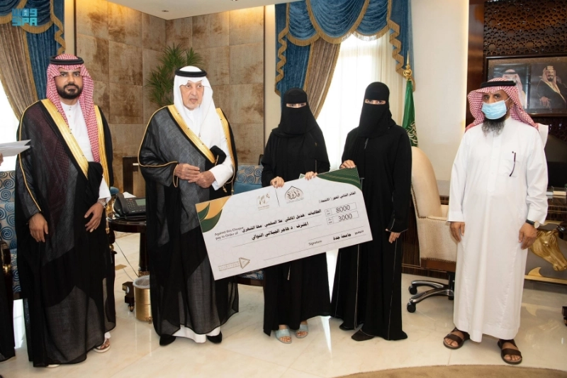 خالد الفيصل خلال تكريم الفائزين (مكة)