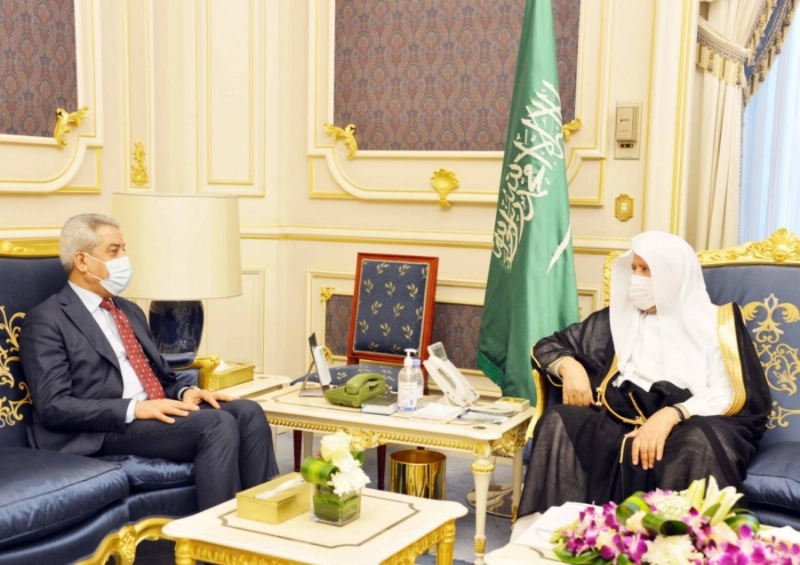 رئيس مجلس الشورى يستقبل سفير جمهورية العراق لدى المملكة