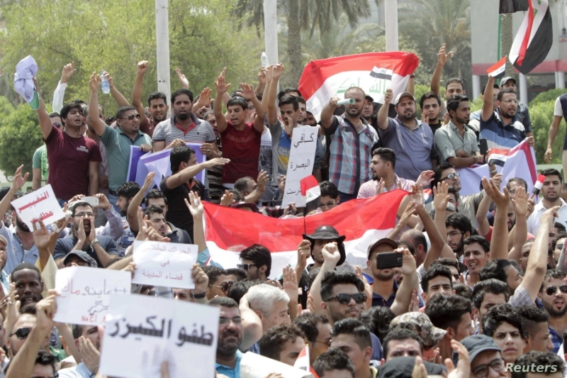 جانب من المظاهرات الأخيرة التي شهدتها البصرة (مكة)