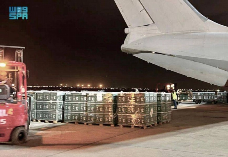 طائرة تستعد للاقلاع بالمساعدات إلى كابول (واس)