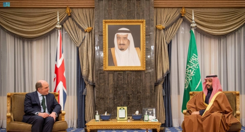الأمير محمد بن سلمان خلال اجتماعه مع بين والاس