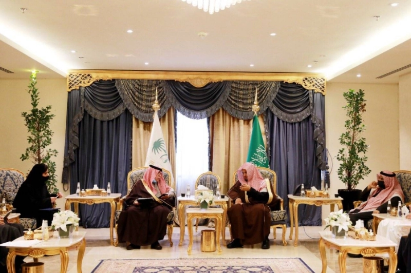 لقاء النائب العام ووزير التجارة (النيابة العامة)
