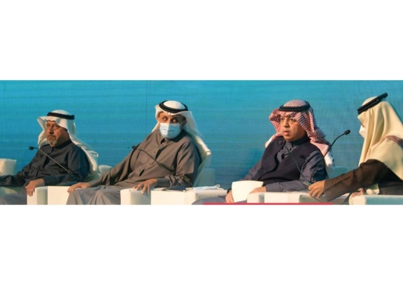 المشاركون في الجلسة (مكة)