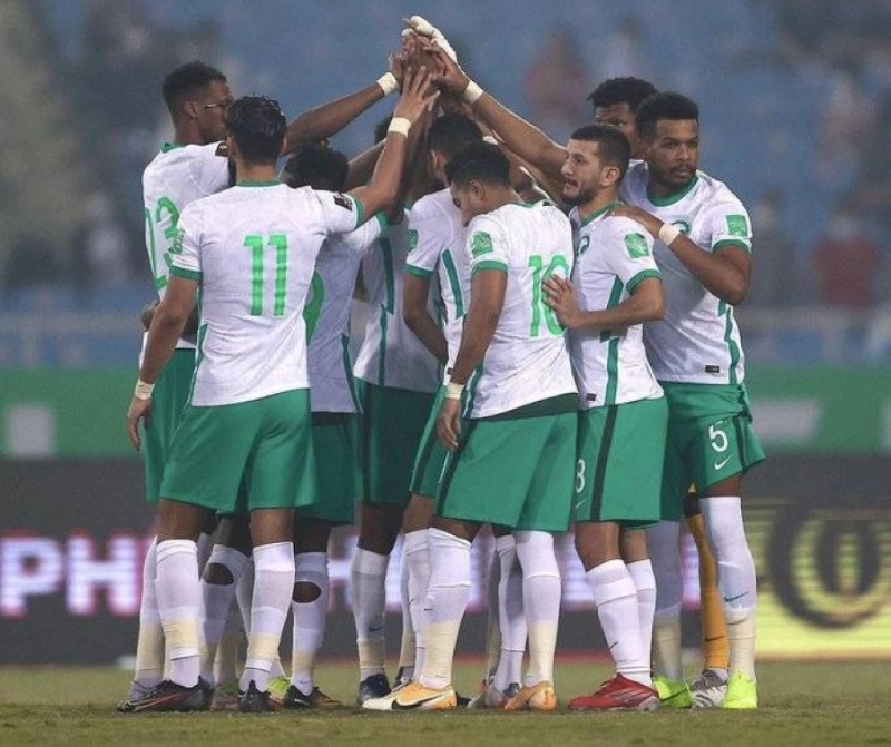 عدد من لاعبي الهلال في المنتخب الأول (مكة)