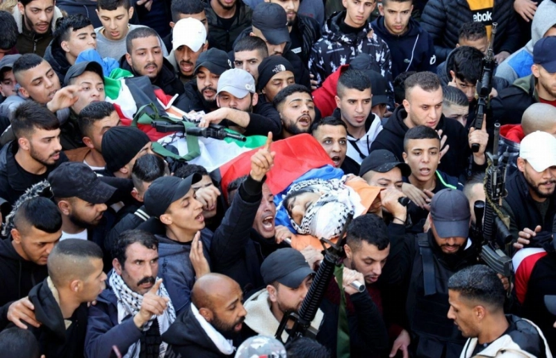 جانب من تشييع أحد شهداء فلسطين (مكة)