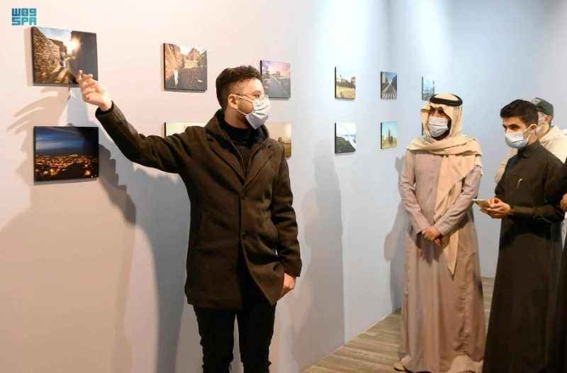 من الأعمال المعروضة (مكة)