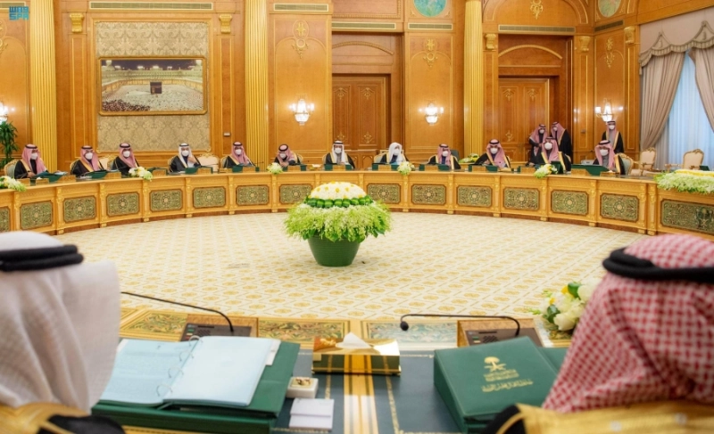 خادم الحرمين خلال ترؤسه الجلسة (واس)