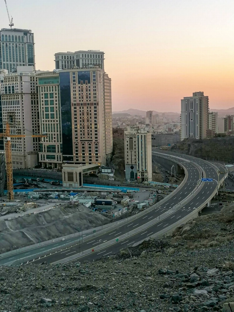 الدائري الأول في مكة كما بدا أمس (أنس الحارثي)