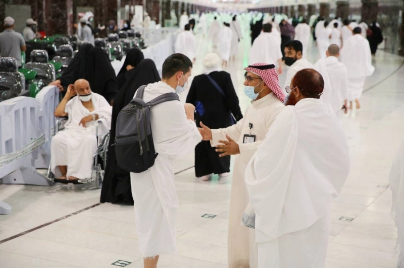 جولات رقابية على الخدمات المقدمة بالمسجد الحرام (مكة)