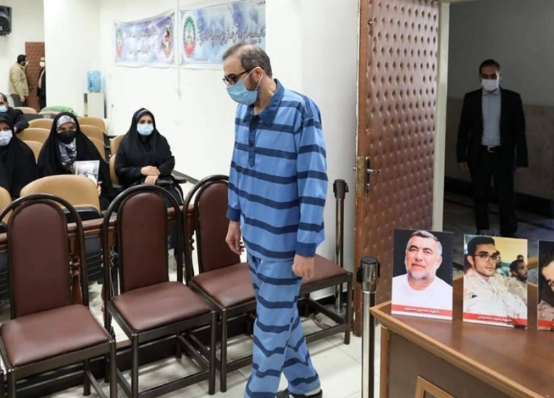 حبيب أسيود خلال محاكمته الصورية