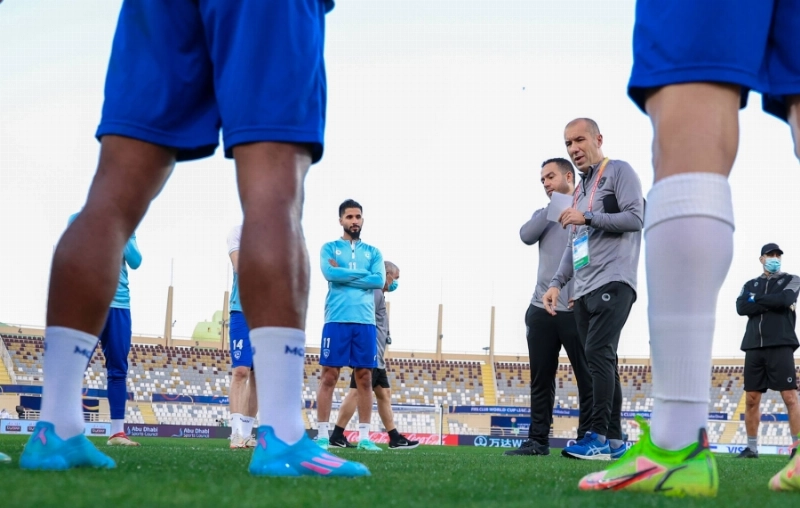 جارديم خلال قيادته تدريبا سابقا للهلال (مكة)