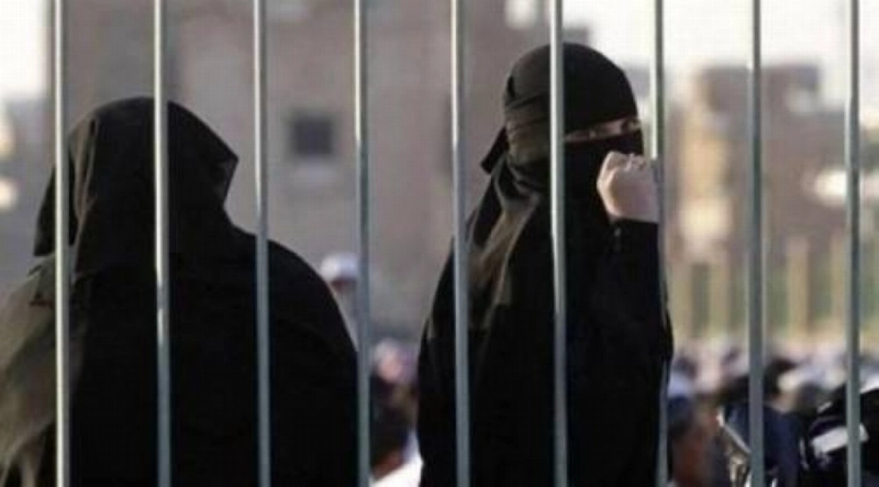 يمنيات خلف قضبان الحوثي (مكة)