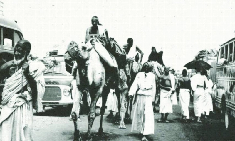 إحدى قوافل الحج قديما (مكة)
