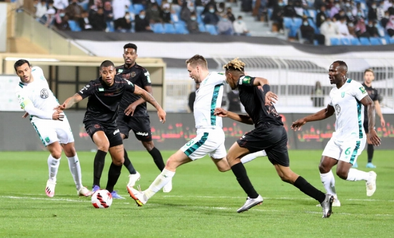 الشباب والأهلي أمس الأول بربع النهائي