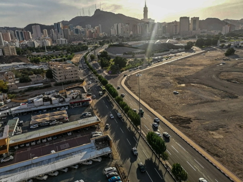 تقاطع طريق جبل النور مع شارع الحج