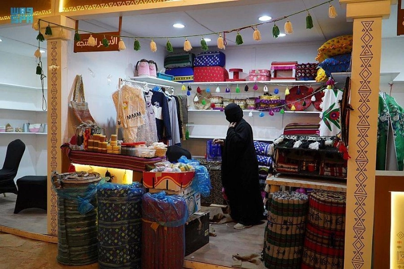 جانب من فعاليات مهرجان درب زبيدة (مكة)