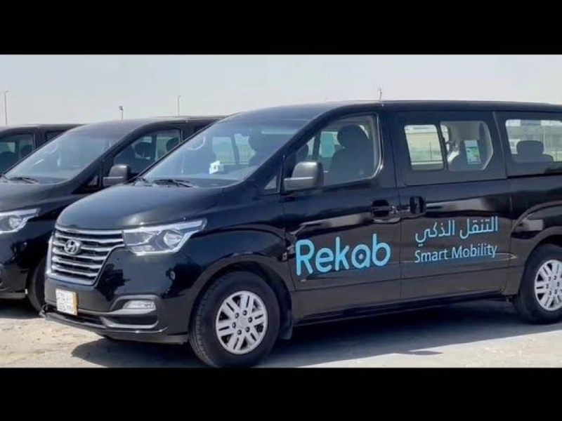 من مركبات خدمة ركاب