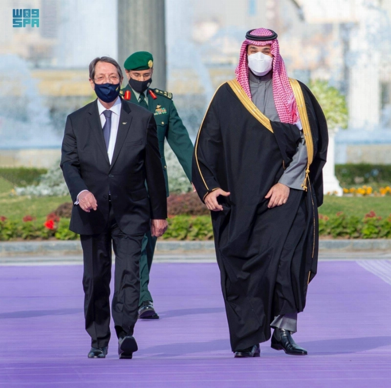 الأمير محمد بن سلمان خلال استقباله نيكوس أناستاسياديس (واس)