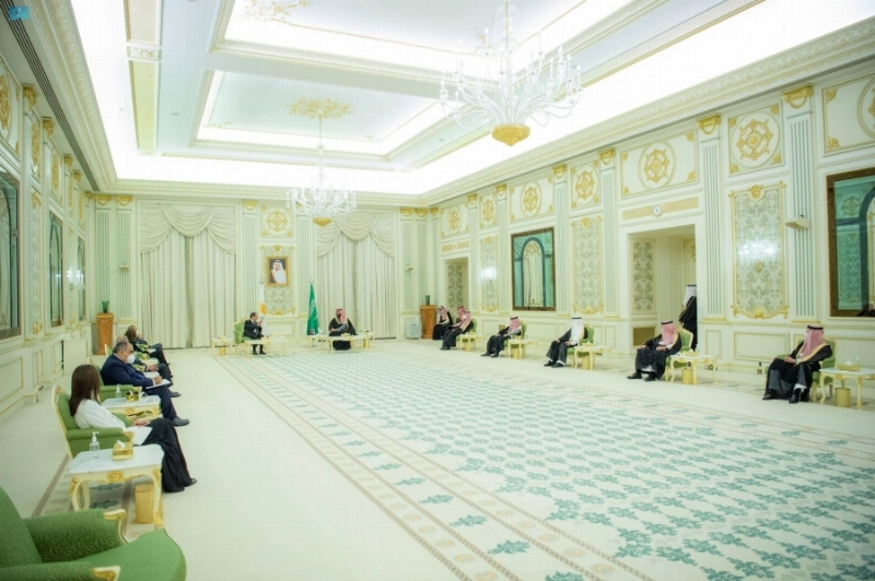 الأمير محمد بن سلمان و نيكوس أناستاسياديس خلال جلسة المباحثات (واس)