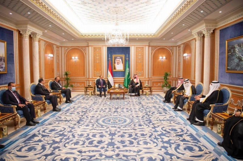 الأمير محمد بن سلمان والرئيس المصري خلال الاجتماع (واس)