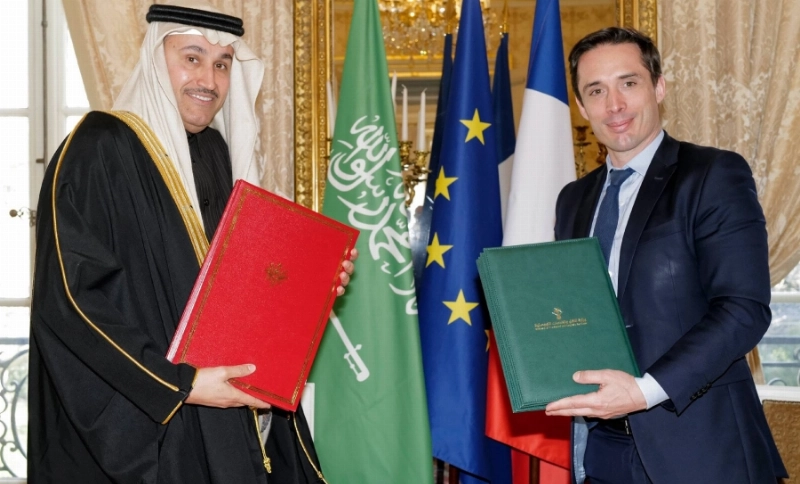 بعد توقيع المذكرتين