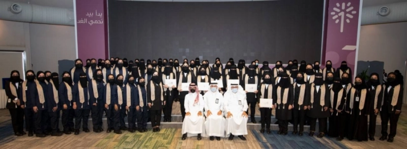 أثناء الاحتفال بالخريجين