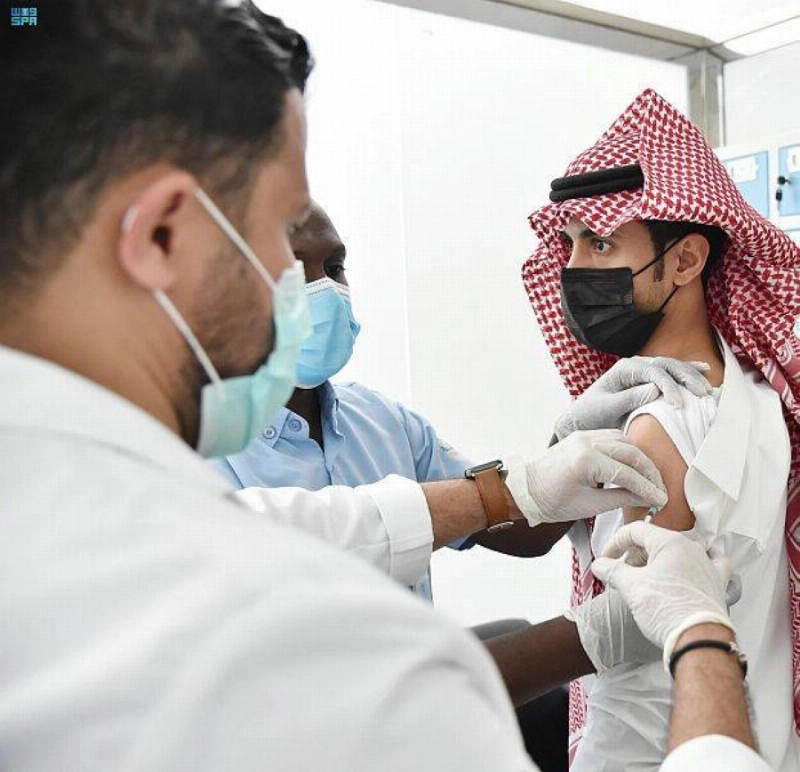 اللقاح لمن فوق 12 عاما