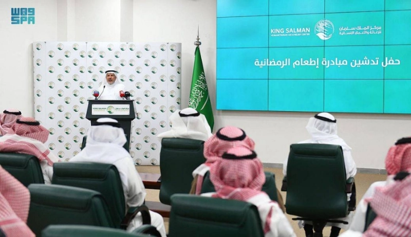 الربيعة يعلن تدشين مبادرة إطعام الرمضانية (واس)