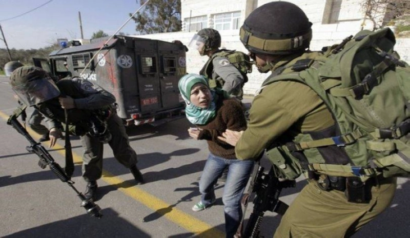 عناصر إسرائيلية تعتدي على فلسطيني (مكة)