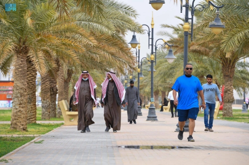 كل الأعمار في مضامير المشاة (مكة)