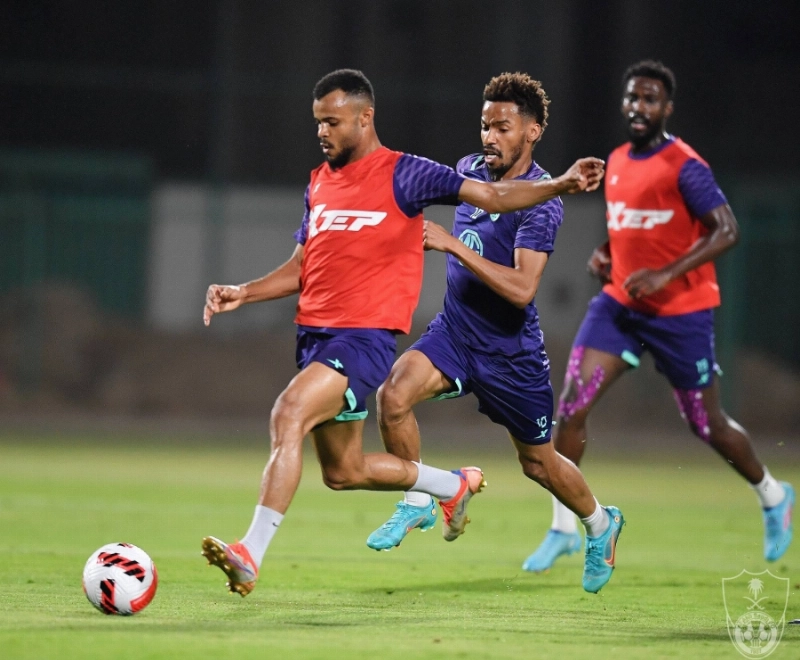 من تدريبات الأهلي بمقر النادي