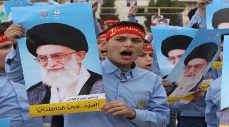 طلاب في مدرسة لحزب الله اللبناني (مكة)