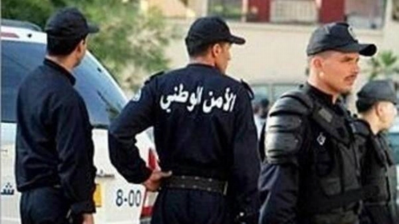 عناصر من الأمن الجزائري (مكة)