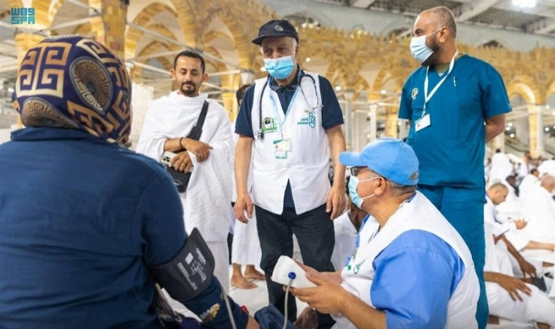 خدمات في كل جنبات المسجد الحرام (مكة)