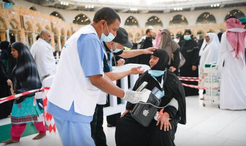 توعية وخدمات صحية داخل المسجد الحرام (مكة)