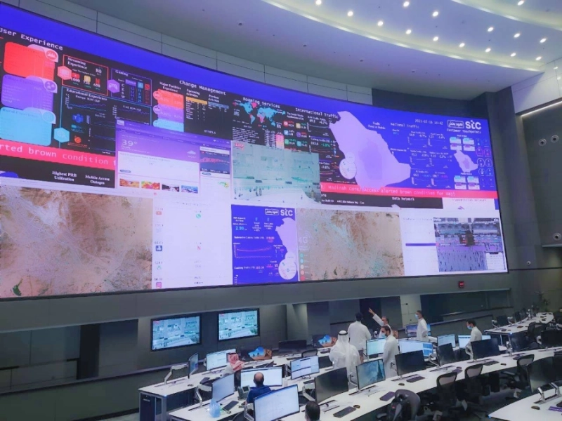 أكبر مركز تحكم بالعمليات الرقمية بالشرق الأوسط (مكة)