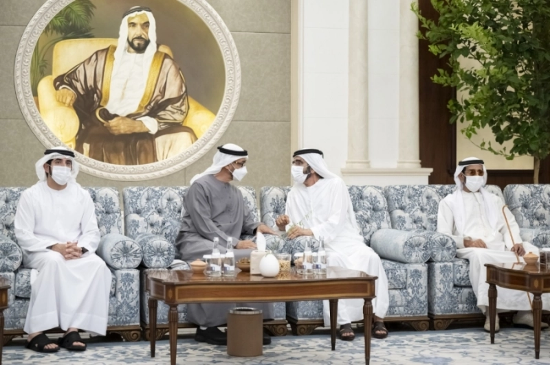 الشيخ محمد بن زايد يتلقى التعازي (واس)