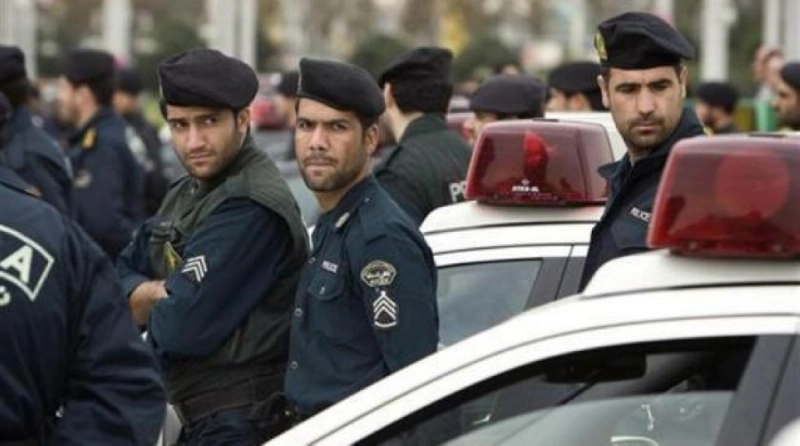 عناصر من الشرطة الإيرانية (مكة)