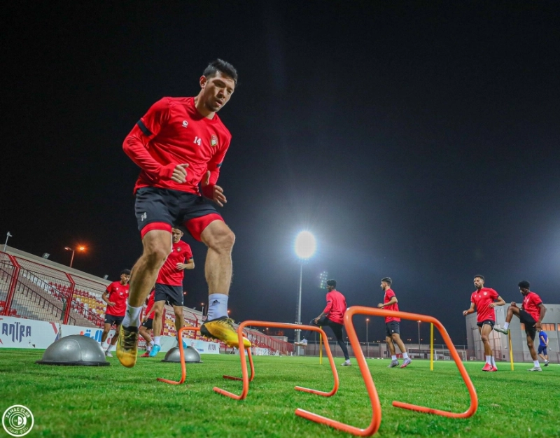 جانب من تدريبات ضمك الأخيرة