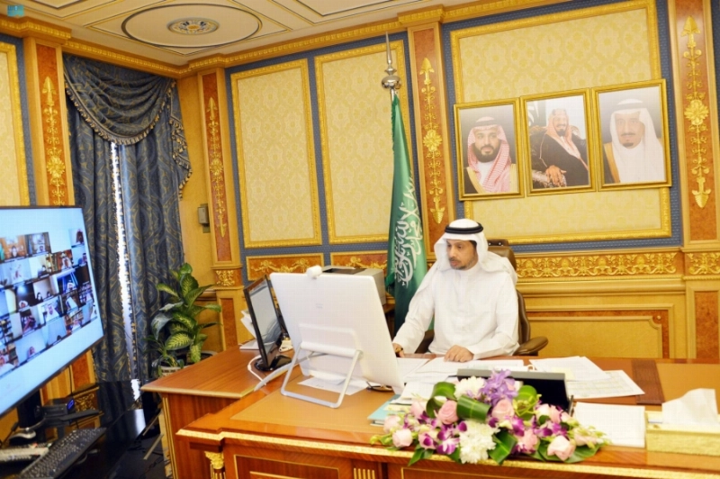 من جلسة الشورى عبر الاتصال المرئي (مكة)