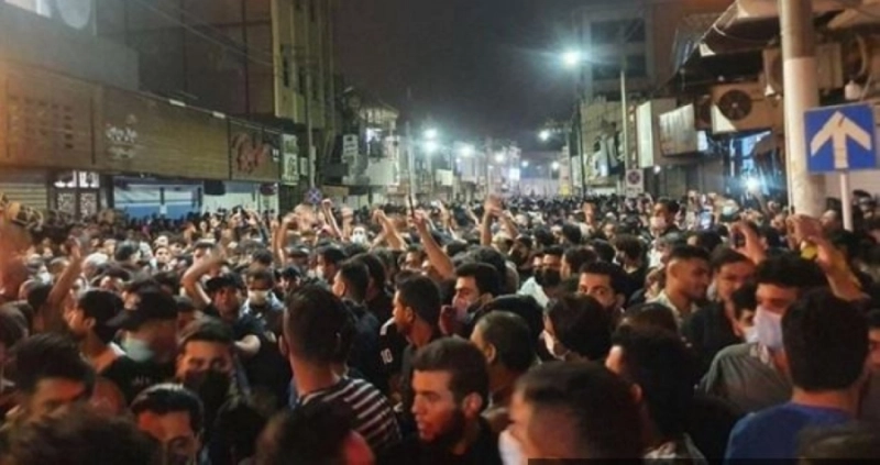 مظاهرات أبادان تتواصل (مكة)