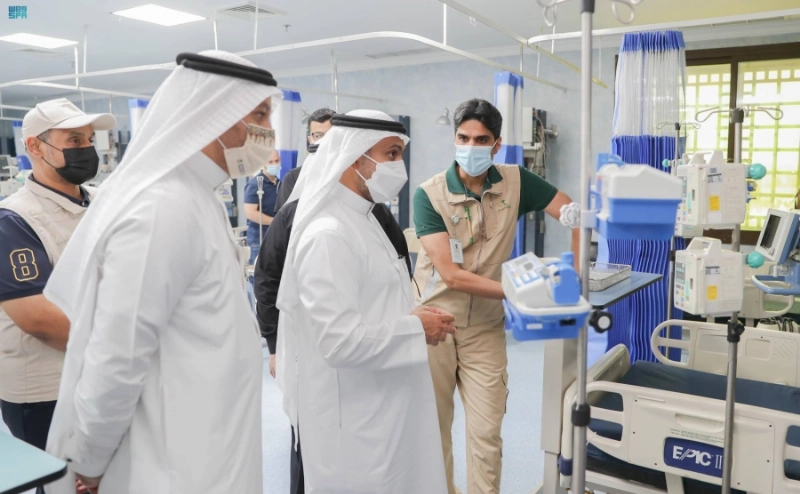 فهد الجلاجل خلال جولته التفقدية أمس (مكة)