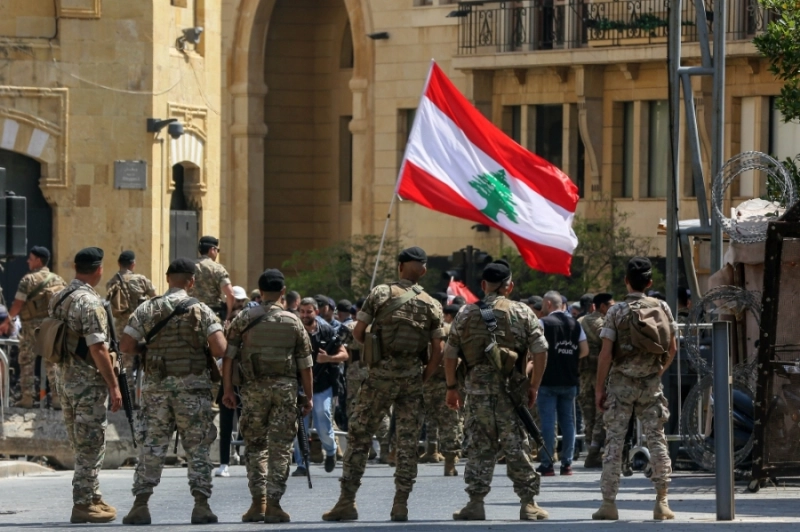 الشارع اللبناني بحاجة إلى الانضباط (د ب أ)