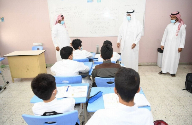 الزايدي خلال جولته أمس (مكة)
