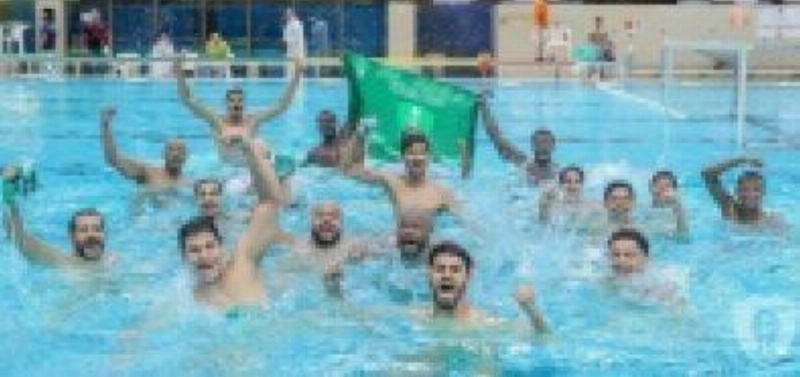 لاعبو الأهلي يحتفلون