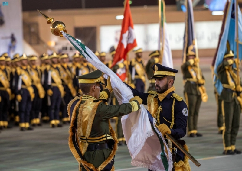 استعراض عسكري للخريجين (مكة)